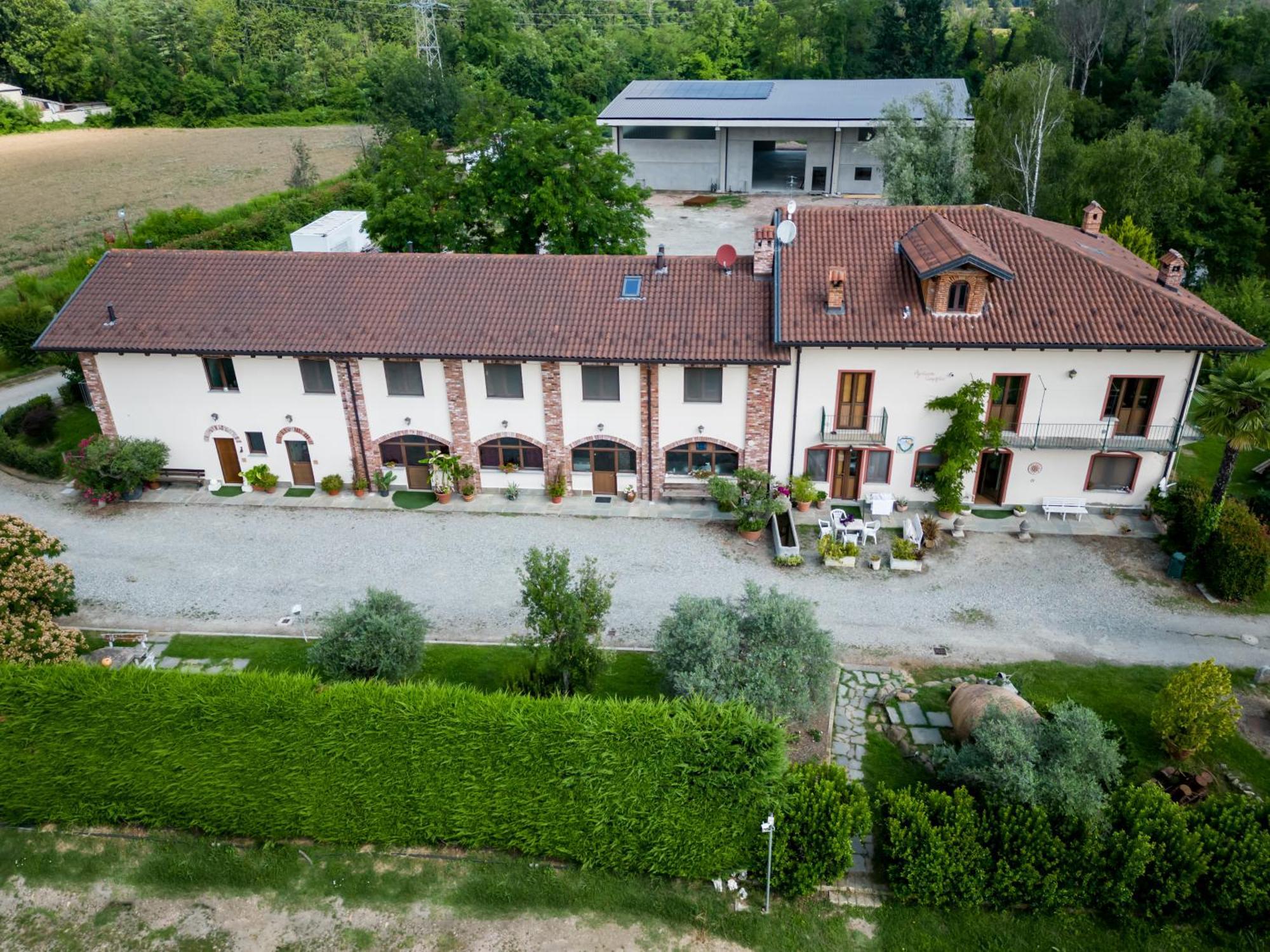 Agriturismo Campofelice Bed and Breakfast Lombardore Exterior foto